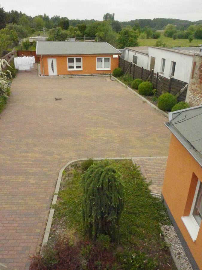 Apart Pension Plaue Brandenburg  Eksteriør billede